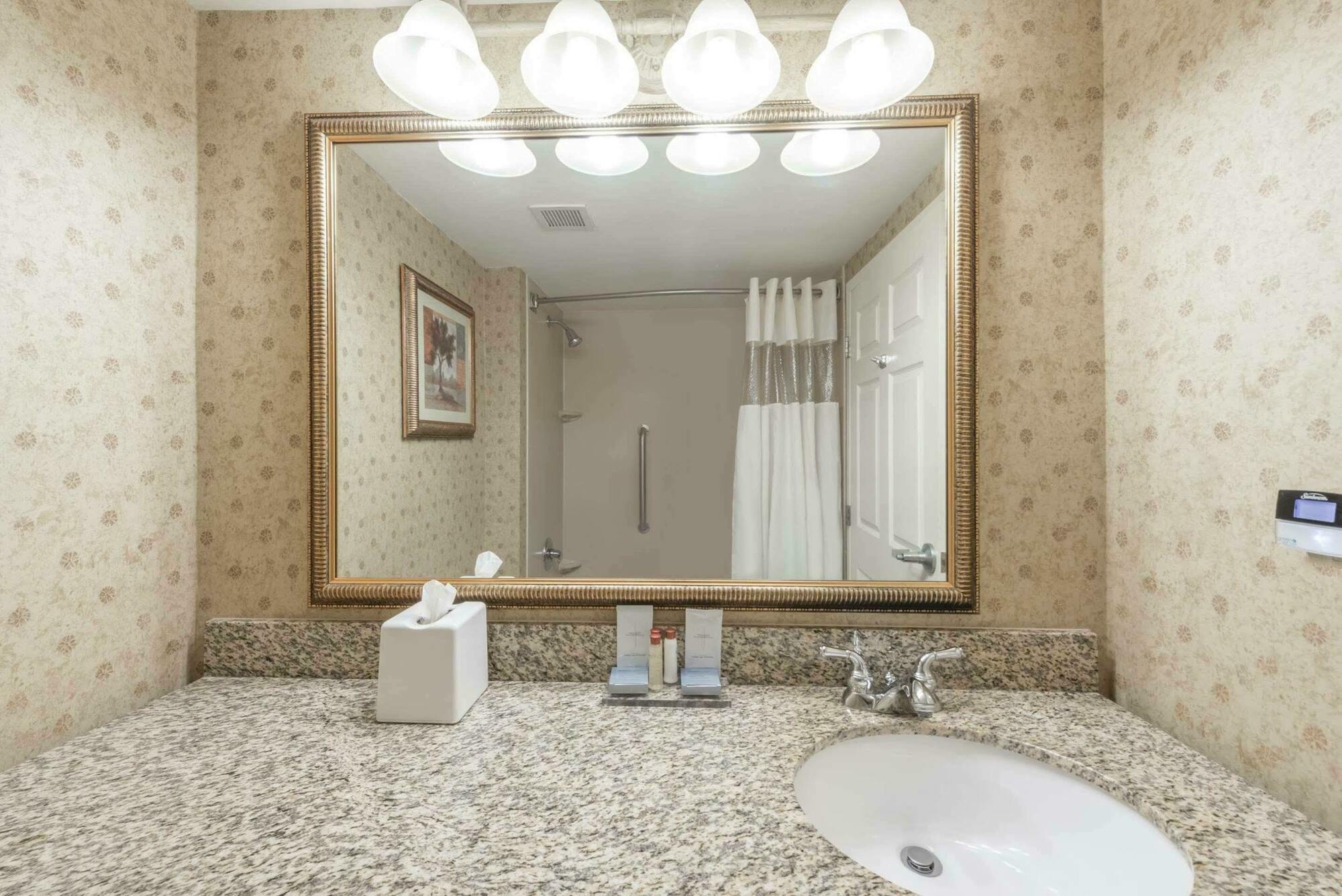 Holiday Inn Cleveland By Ihg Extérieur photo